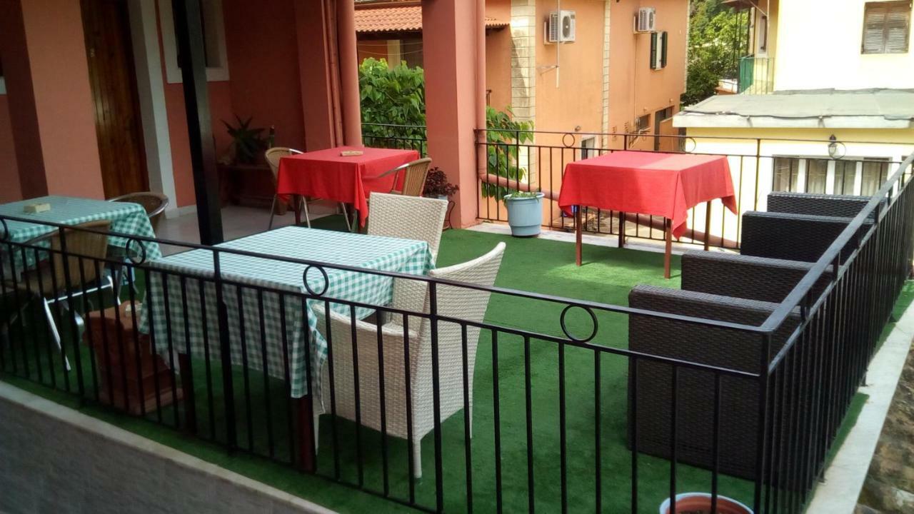 Paradise Studios Liapades Luaran gambar